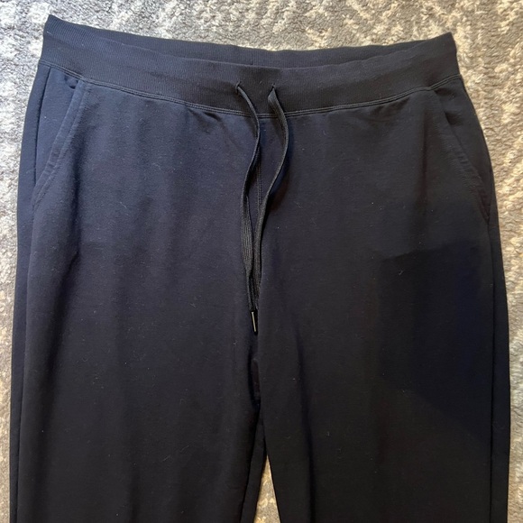 Sketchers black joggers with drawstring size XL (SKU K 133) - Picture 2 of 9
